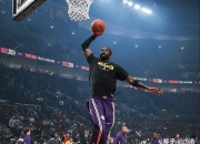 英雄联盟总决赛-湖人逆转天津队，哈登点燃赛场