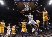 英雄联盟总决赛直播-从质疑到主宰，戈贝尔如何用沉默的咆哮让森林狼撕碎爵士，重写季后赛剧本