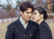 英雄联盟总决赛-1.中场核爆！赖斯数据全面爆炸引领马赛血洗雷恩