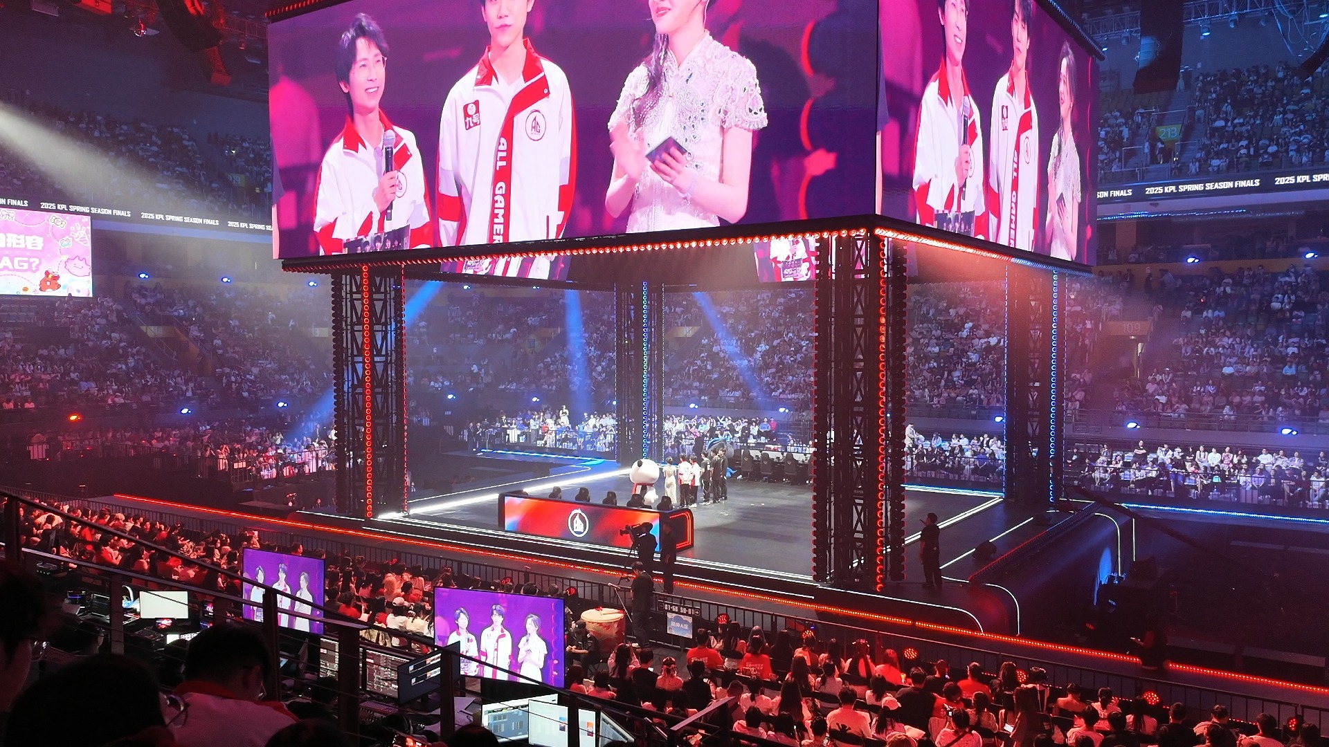 激动人心的对决将在赛场上演 激动人心的对决将在赛场上演