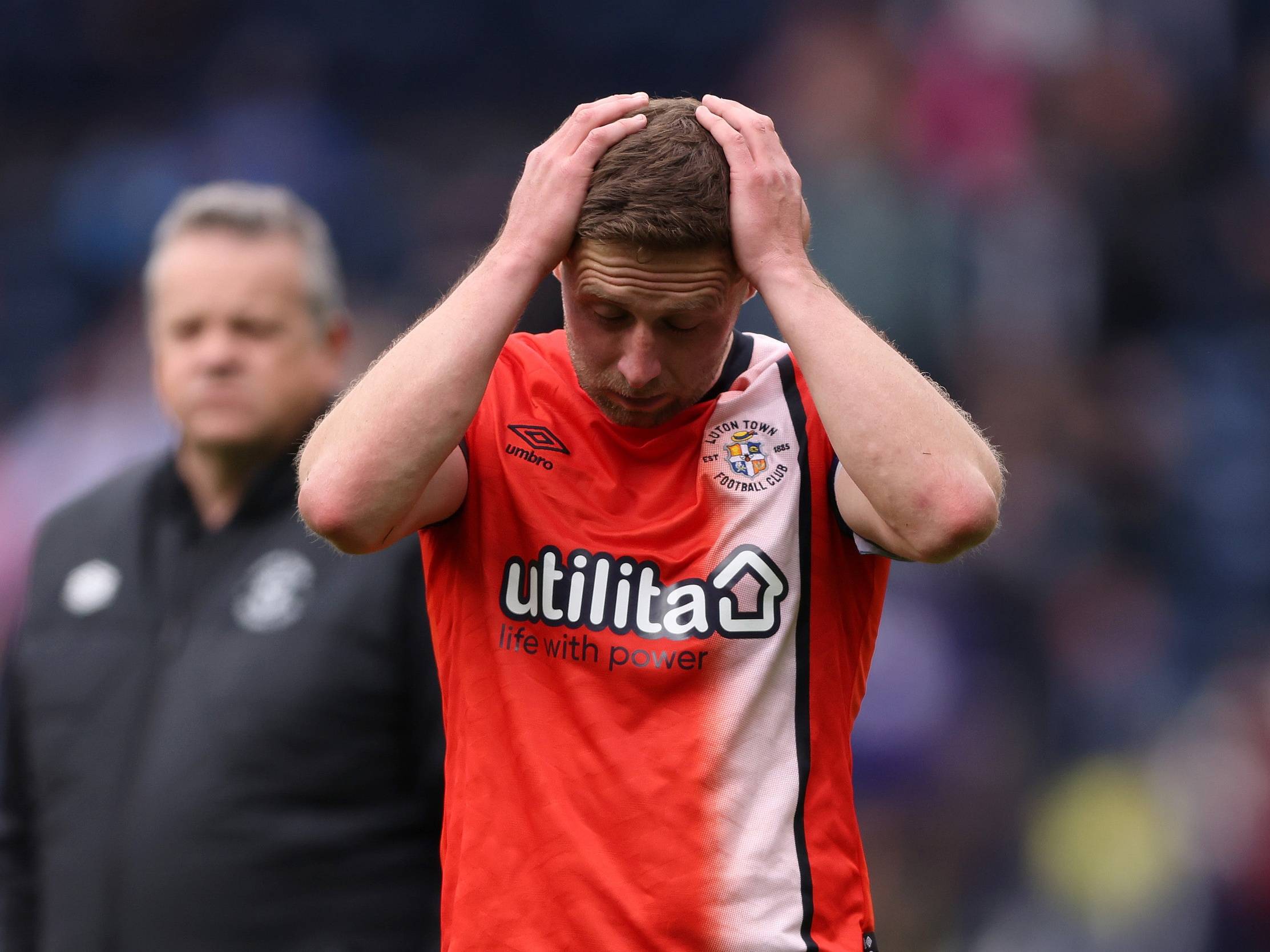 利兹联客场缔造不败,卫冕冠军军心不死的简单介绍 利兹联客场缔造不败,卫冕冠军军心不死的简单介绍