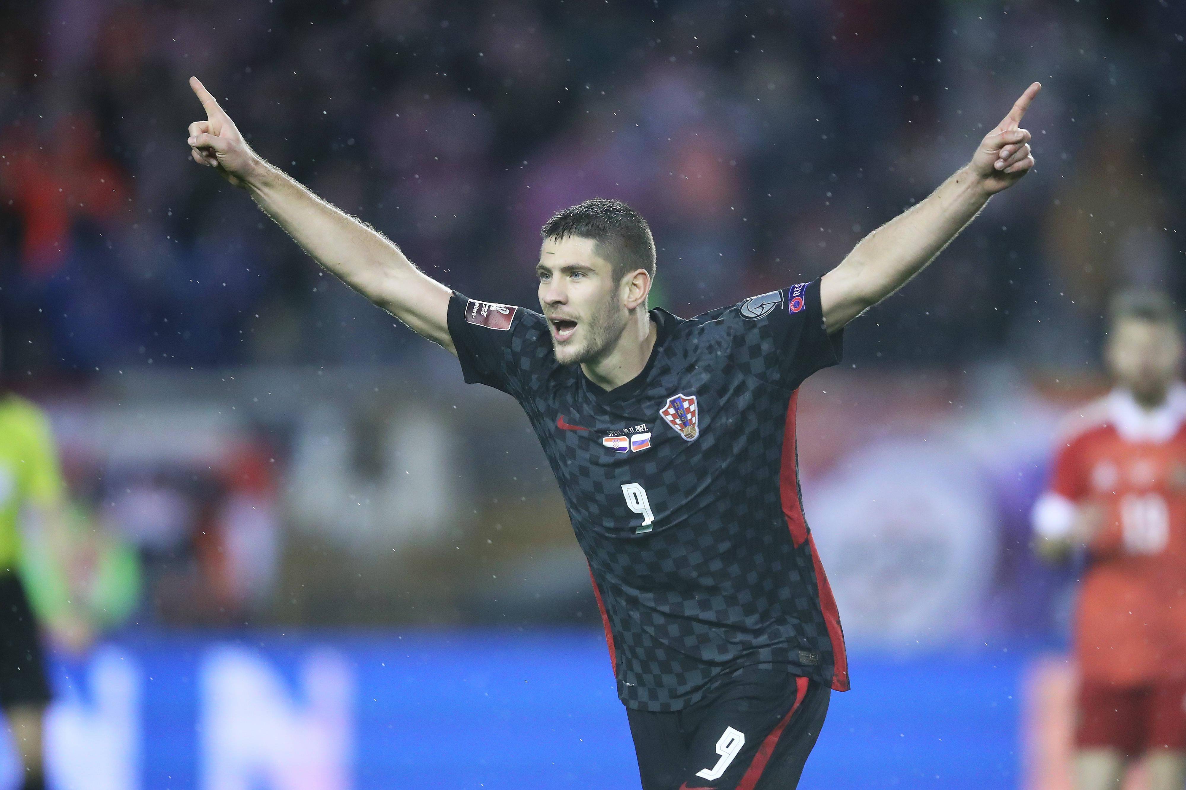 包含俄罗斯足球冠军杯开赛,各队展开激烈角逐的词条 包含俄罗斯足球冠军杯开赛,各队展开激烈角逐的词条