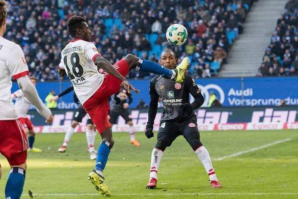 柏林赫塔队崭露头角,挑战德甲传统强队 柏林赫塔队崭露头角,挑战德甲传统强队