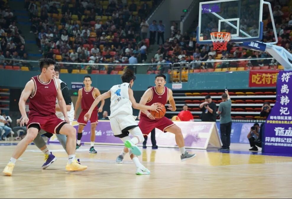 篮球巅峰对决再现,热火四射激情澎湃的简单介绍 篮球巅峰对决再现,热火四射激情澎湃的简单介绍