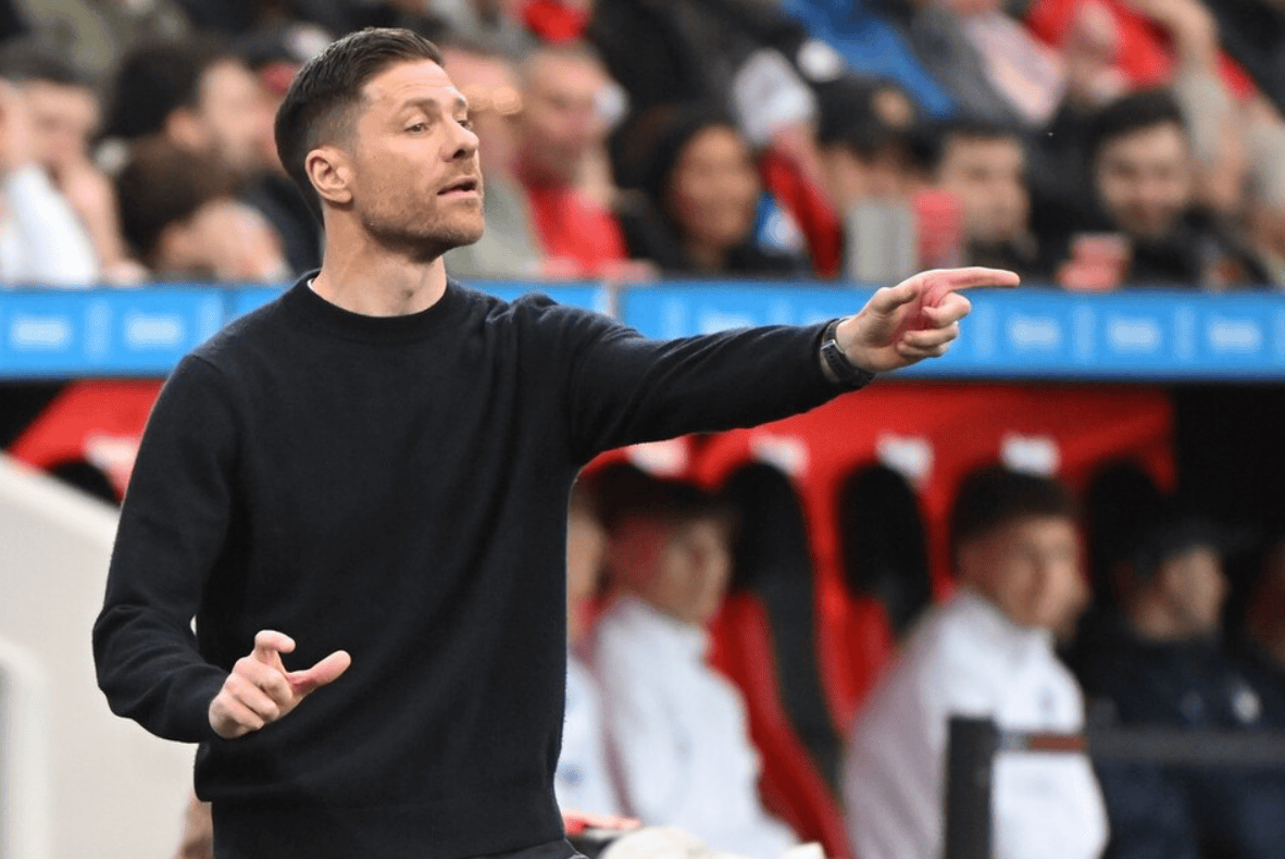 包含阿斯顿马丁逆转红牛二队,阿隆索点燃赛场的词条 包含阿斯顿马丁逆转红牛二队,阿隆索点燃赛场的词条