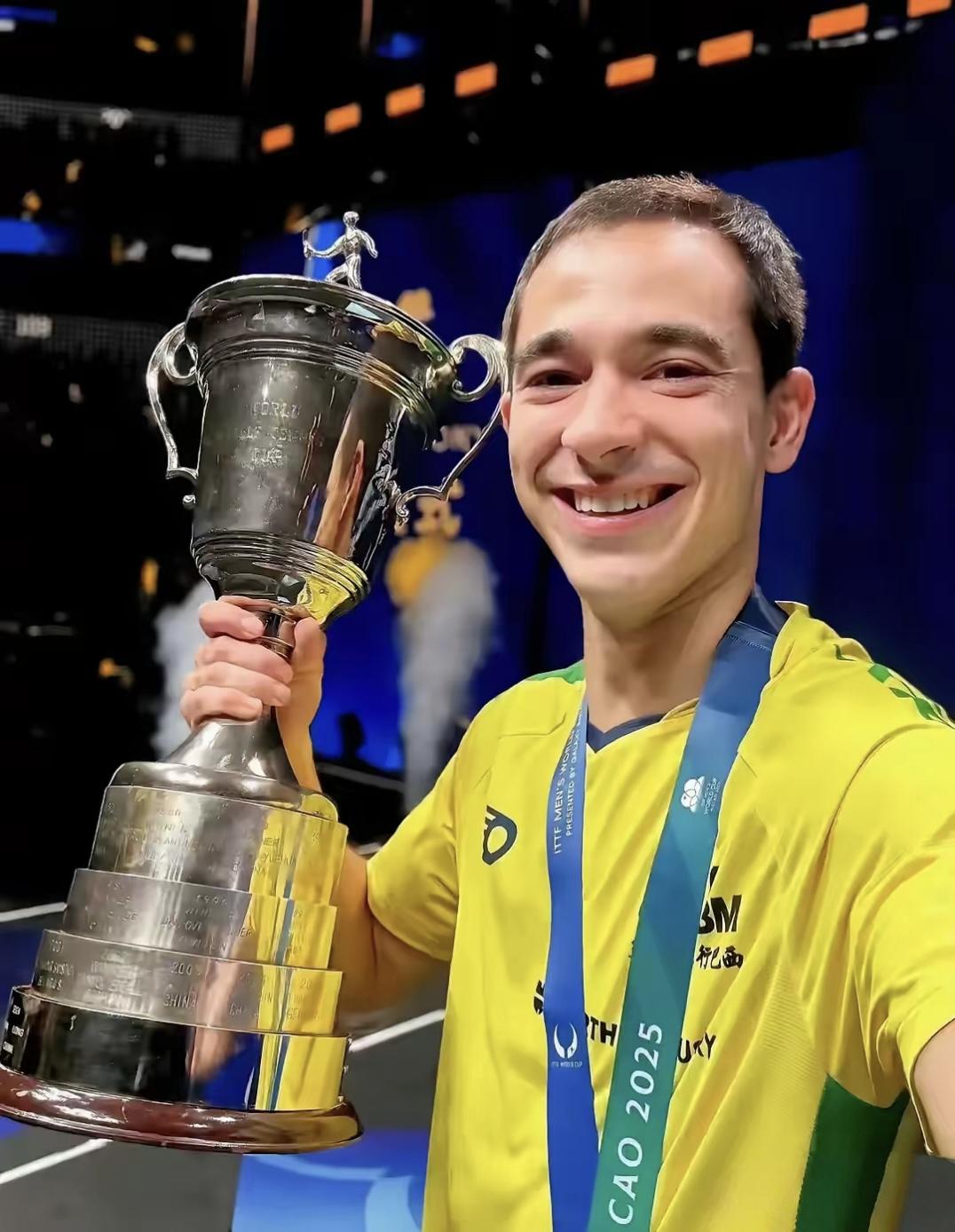 法国队轻取德国队,张本智和高光表现 法国队轻取德国队,张本智和高光表现