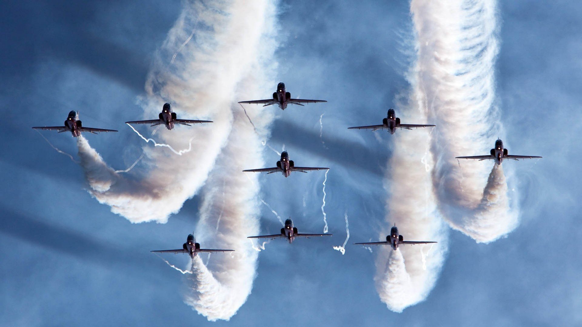 赖斯领舞，东道主破咒，卡塔尔鏖战乌拉圭的战术诗篇